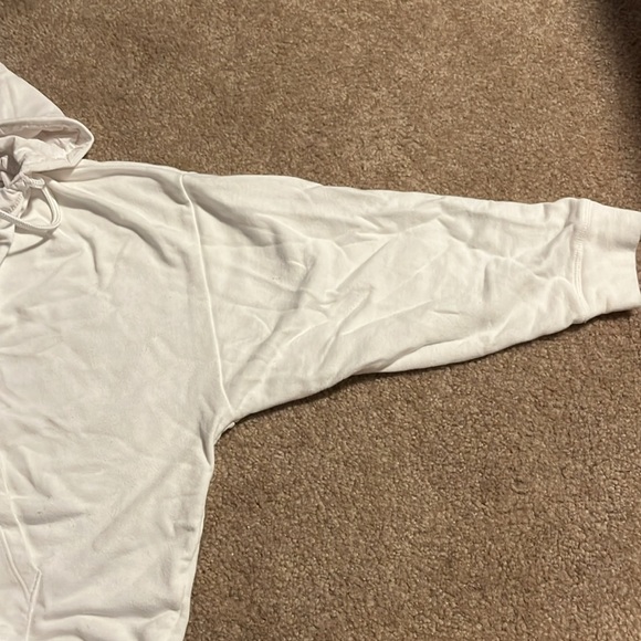 Fabletics V Neck Hoodie - Medium - Picture 2 of 6